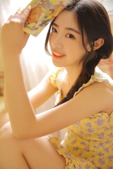 学生和妈妈的朋友详情介绍